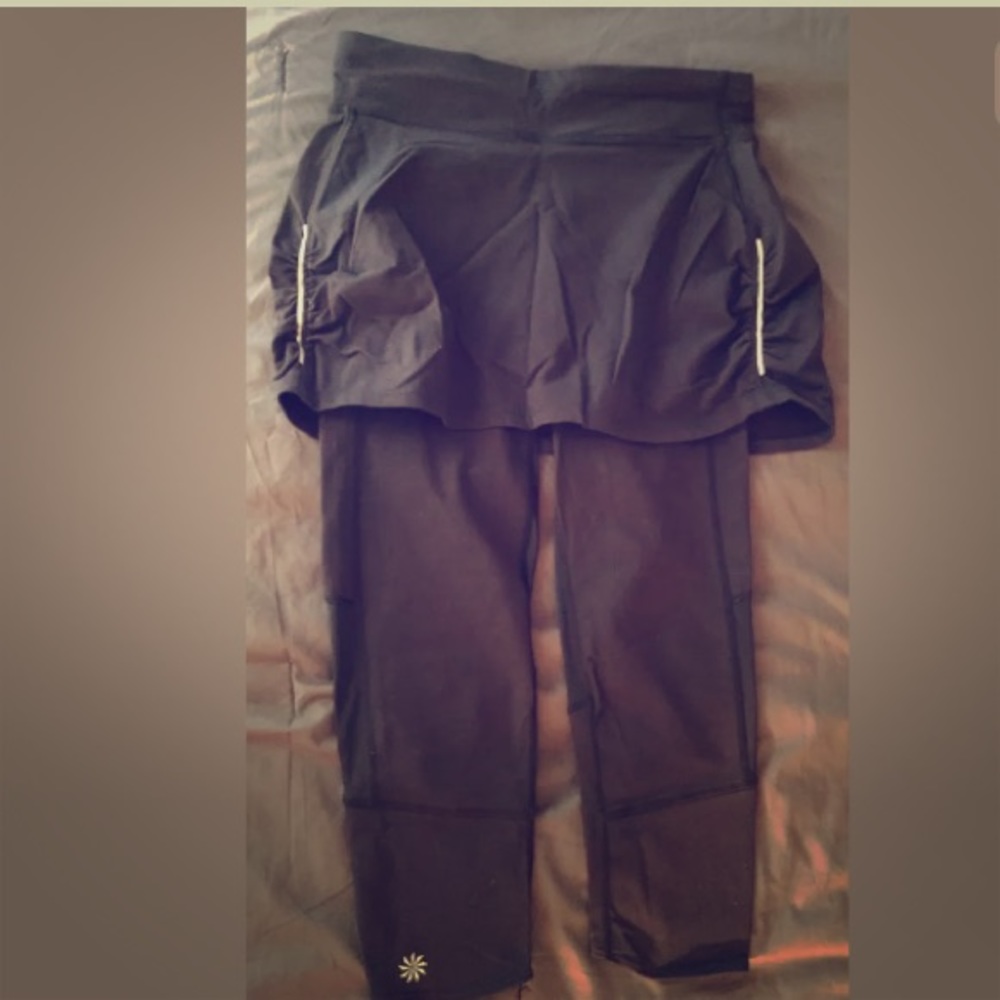 Athleta 2-in-1 leggings with skirt black size xs